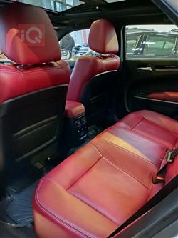 کرایسلەر 300